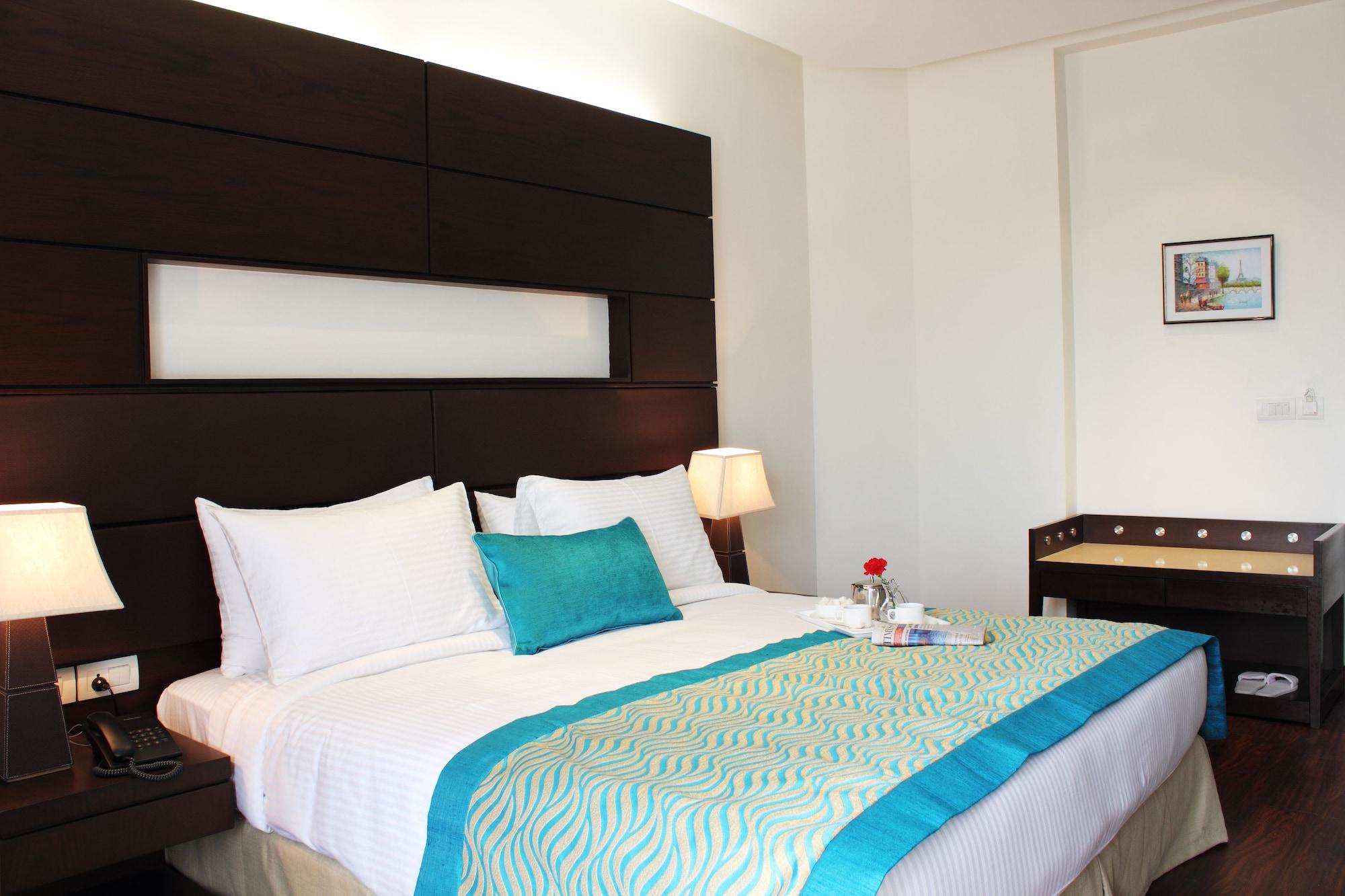 Stately Suites Mg Road Gurgaon Exteriör bild